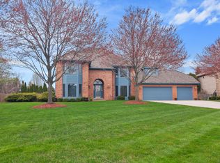2437 Rio Grande Ct, Naperville, IL 60565