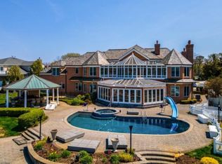 805 Long Point Ln, Point Pleasant Beach, NJ 08742