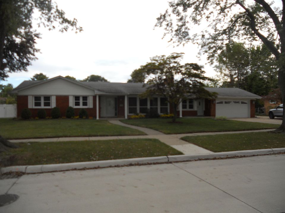 1st image of 25540 Blossingham Dr