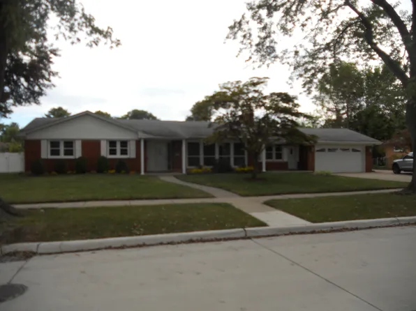 25540 Blossingham Dr, Dearborn Heights, MI 48125