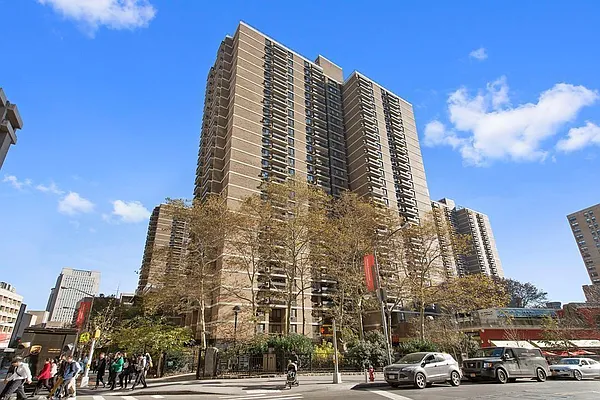 Sold by Keller Williams NYC | media 13