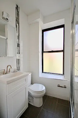 Rented by Bohemia Realty Group | media 20