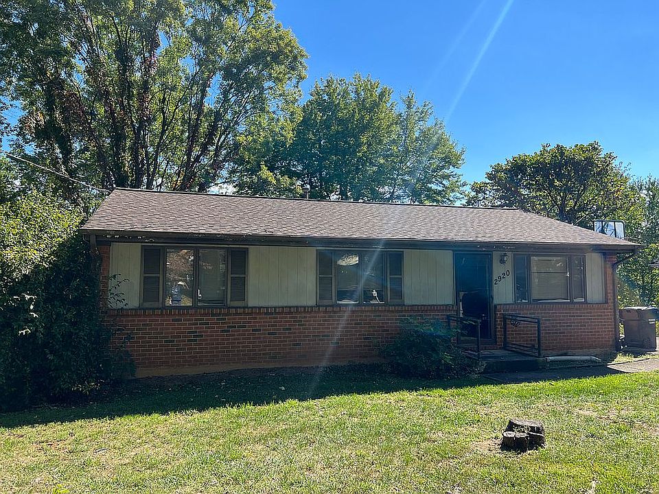 1st image of 2920 Creekwood Dr