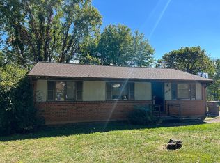 2920 Creekwood Dr, Salem, VA 24153