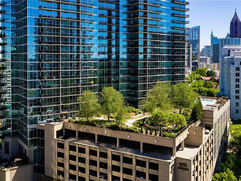 1080 Peachtree St NE #1411 — Photo 49