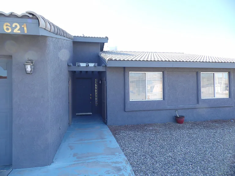 621 Pueblo Dr — Photo 2