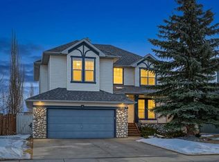 169 W Creek Blvd, Chestermere, AB T1X 1P5