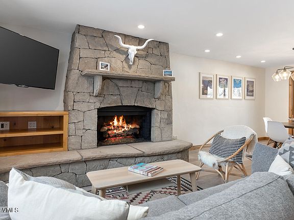 5th image of 749 Deer Blvd APT 3