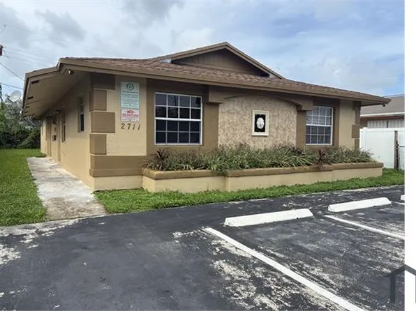 2711 NW 13th Ct, Fort Lauderdale, FL