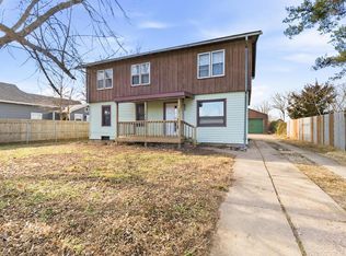 131 S Prospect Ave, Clearwater, KS 67026