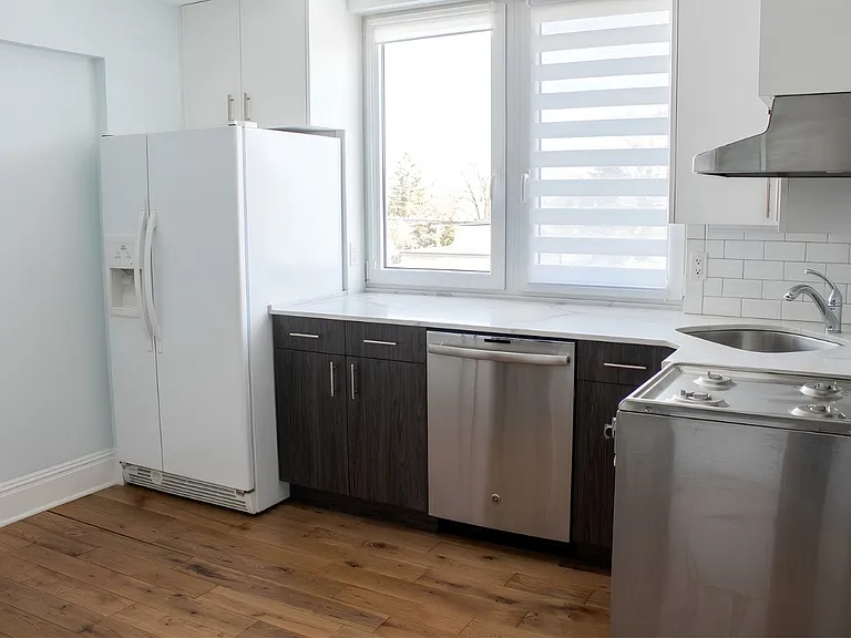 499 Victor St #2 — Photo 7