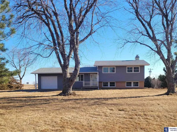 3720 N Division Ave, York, NE 68467