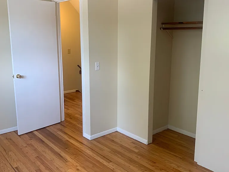 356 E Main St — Photo 12