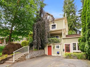 1835 SE Oak St, Portland, OR 97214