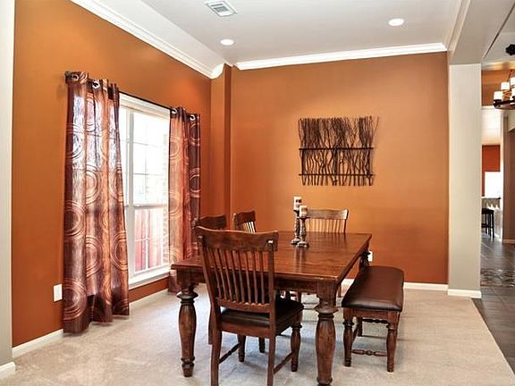 5th image of 3008 Asombra Ln
