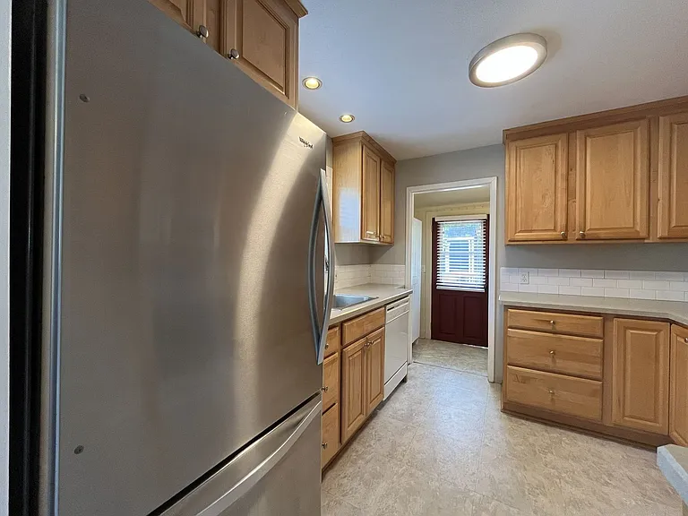 3355 NE 73rd Ave — Photo 11