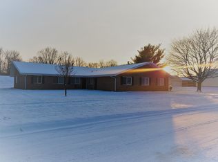 1711 Lark Ln, Waterloo, IA 50701