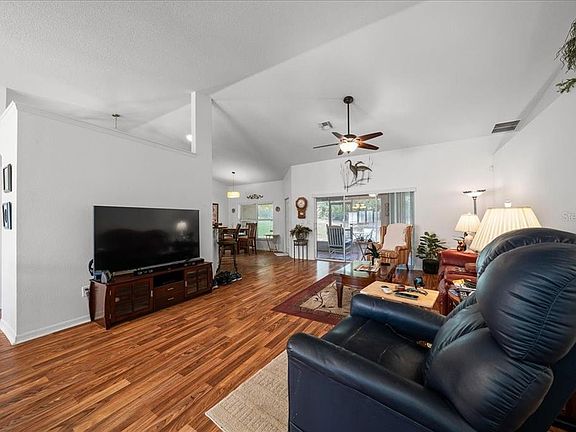 3rd image of 4505 SW 108TH PLACE