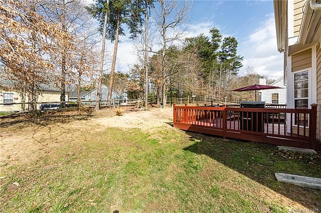2nd image of 5131 Haybridge Rd