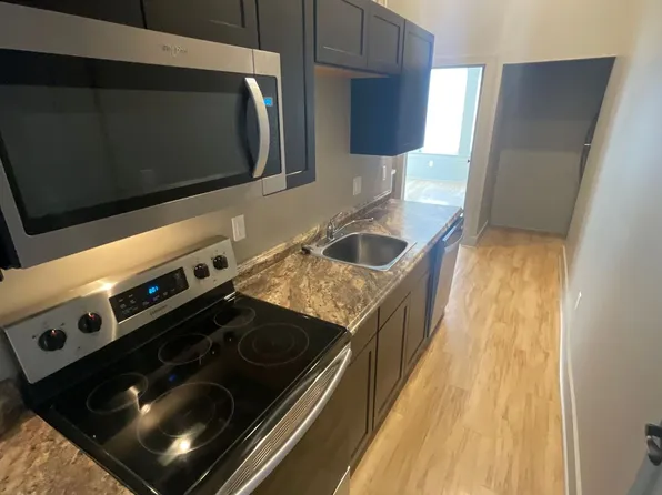 425 North Walnut Street, 425 N Walnut St APT 3, Bloomington, IN 47404