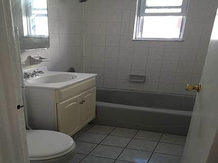 2nd image of 2051 35th St
