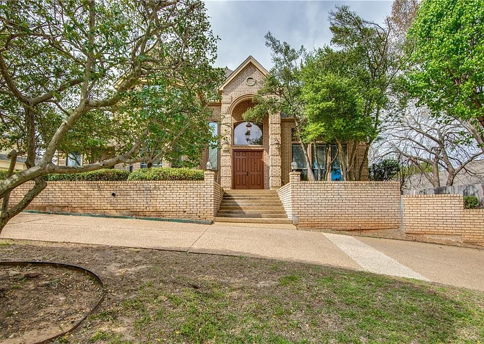 1st image of 4108 Mockingbird Ln