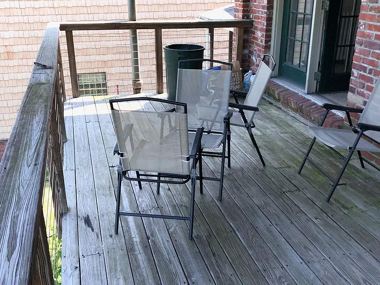 428 William St #2 — Photo 2