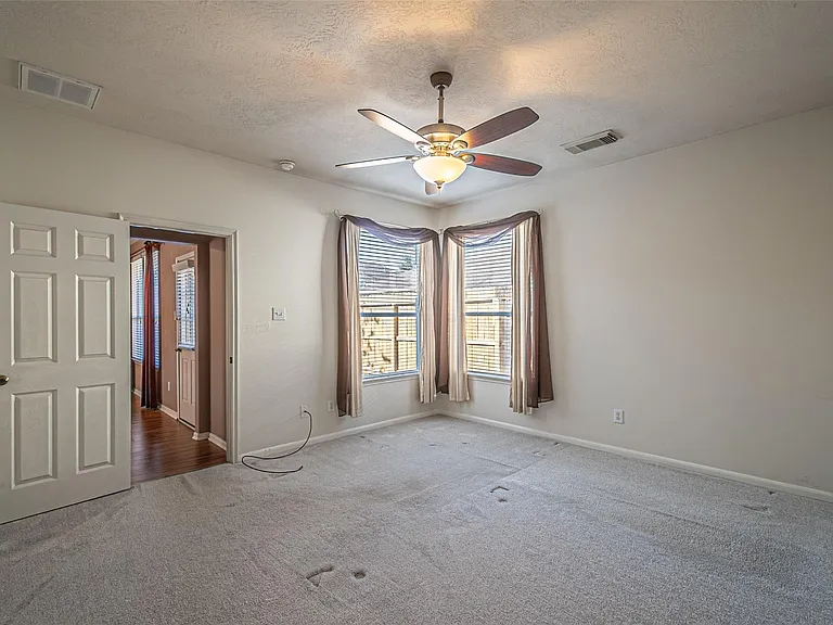 7431 Riven Oaks Ct — Photo 24