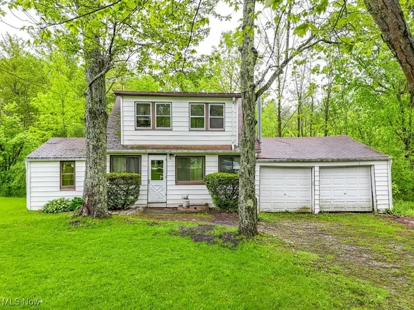 14721 Zenith Dr, Newbury, OH 44065