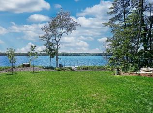 200 Thomas Pond Terrace Rd, Raymond, ME 04071