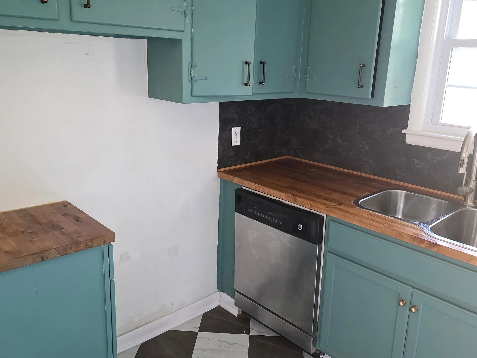 1 bed, 550 sqft, $1,275 — Photo 2