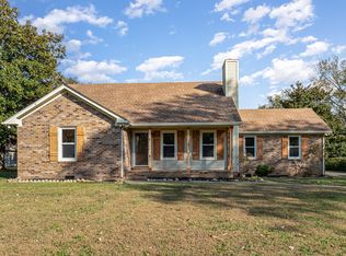 1424 Trotters Ln, Rockvale, TN 37153