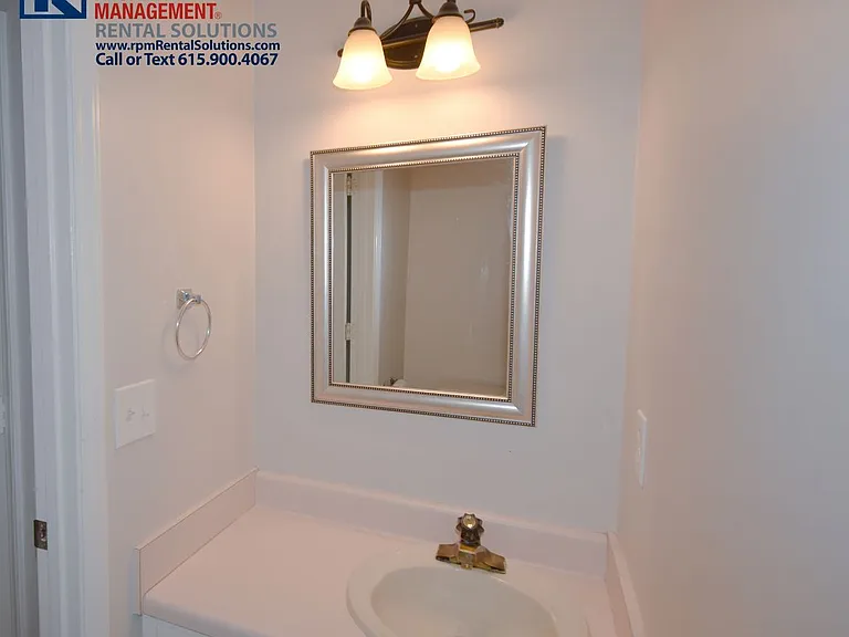 1818 Lexington Trce — Photo 11