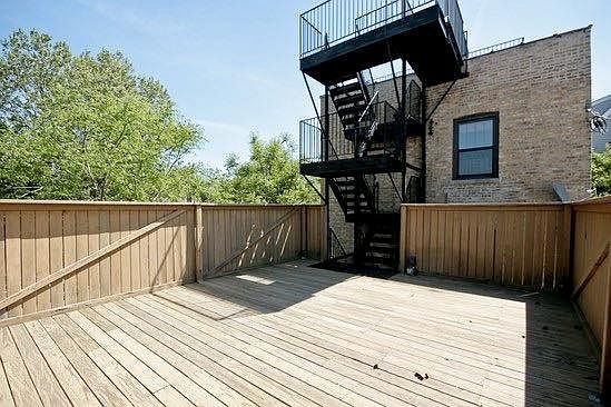 2nd image of 2636 W Wellington Ave