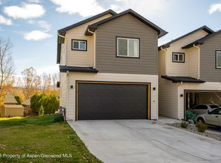 612 Alder Rdg, New Castle, CO 81647
