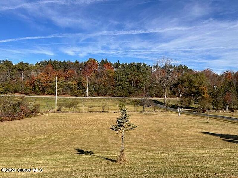 4th image of 1791 Skyline Dr
