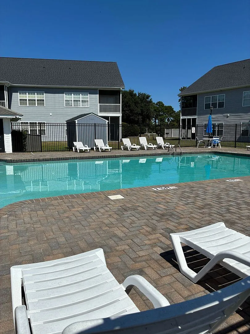 3 bedroom/2 bath condo in Carolina Willows — Photo 2