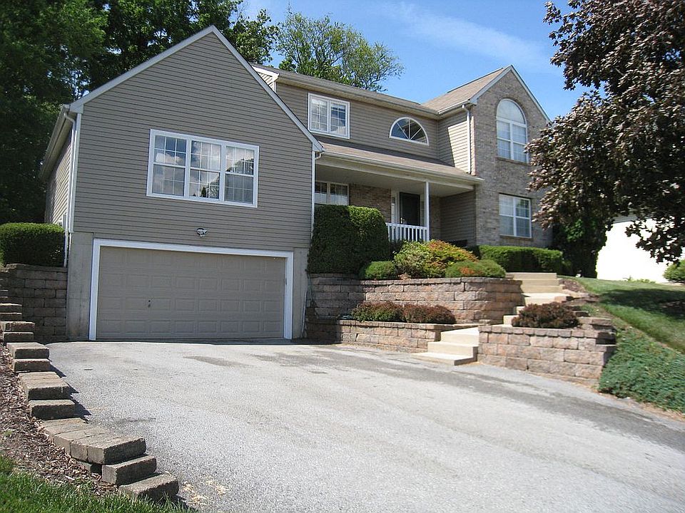 1st image of 305 Palomino Dr
