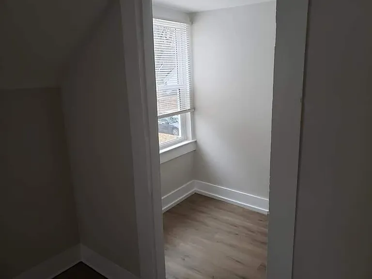 707 W Stoughton St #1/2 — Photo 21