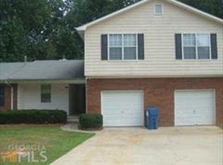 5786 Summerglen Ln, College Park, GA 30349