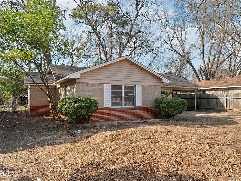 2726 W Cavett Dr — Photo 26