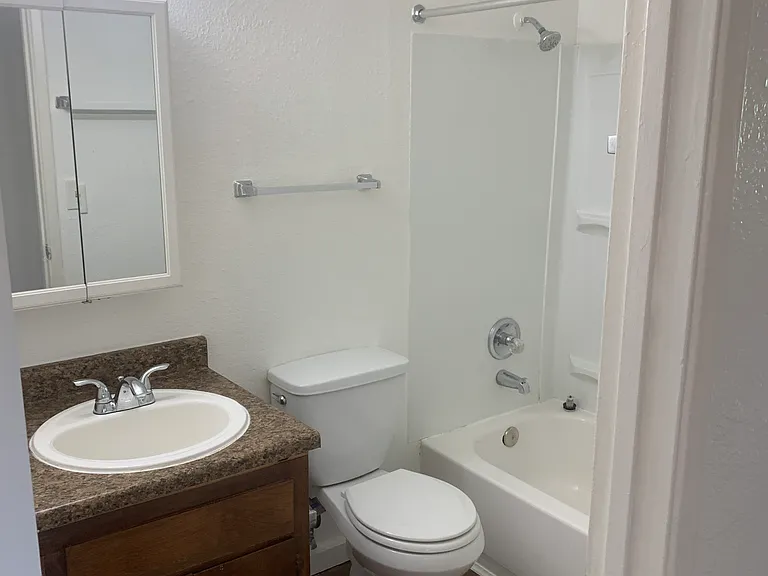 18325 108th Ave NE #15 — Photo 5