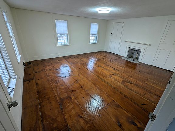 5th image of 231 Lakeside Ave