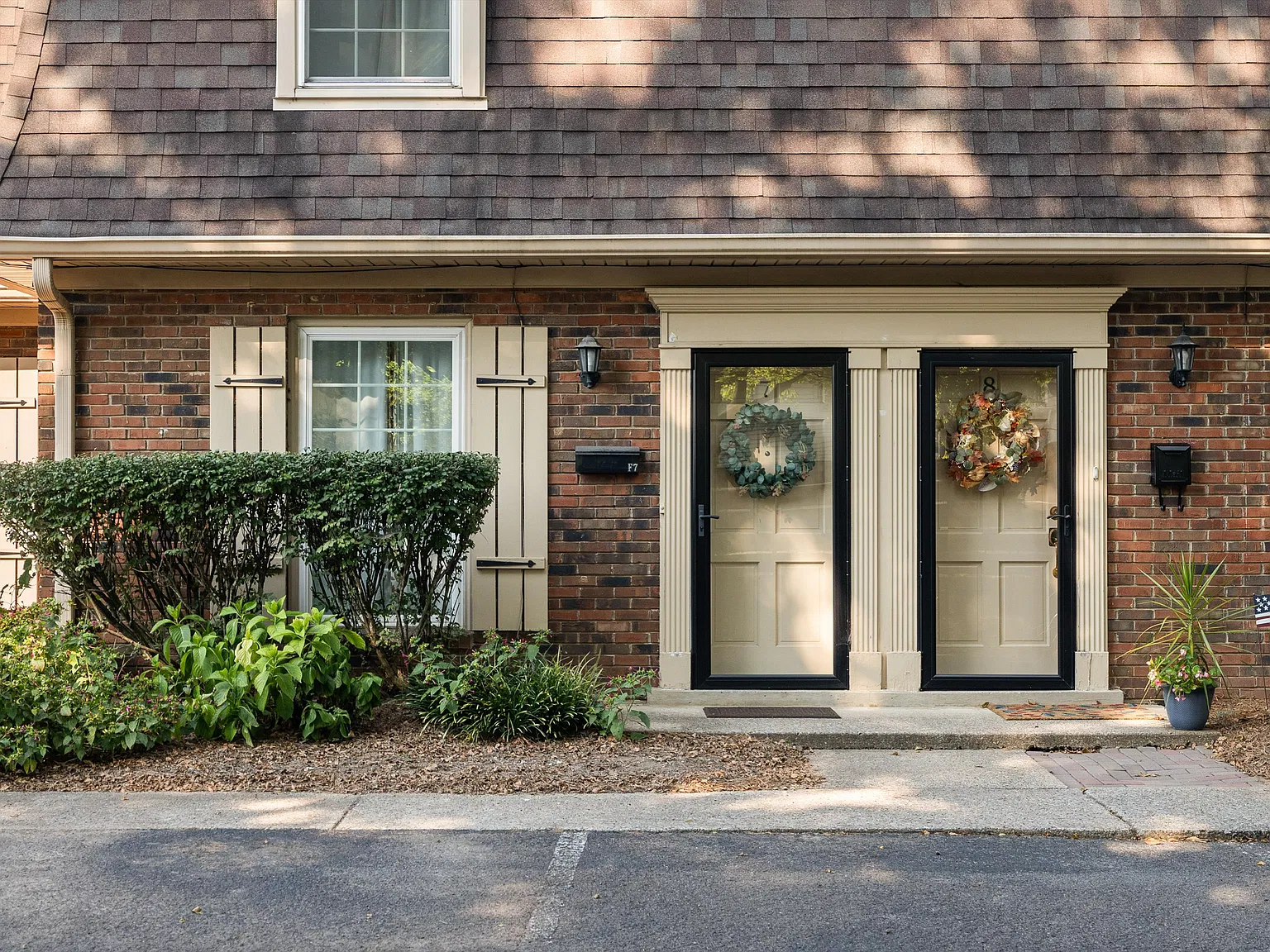 2 bed, 1.5 bath, 1007 sqft, $2,950 — Photo 3