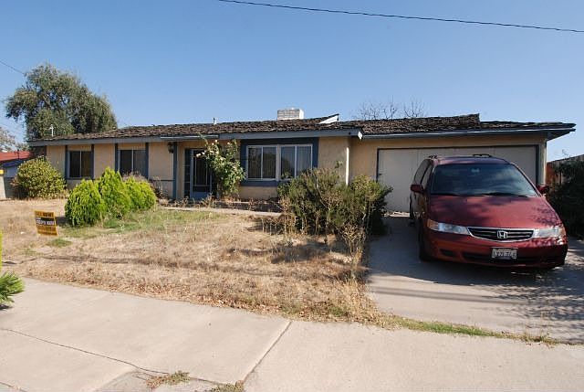 1st image of 8839 Carlton Oaks Dr
