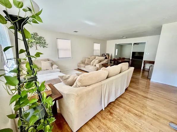 756 Boxwood Dr, Pensacola, FL 32503