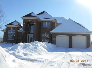44621 Ludlow Dr, Novi, MI 48377