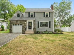 17 Greenwood Ave, West Orange, NJ 07052