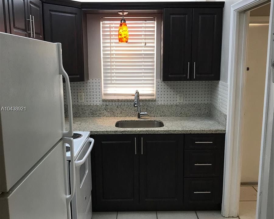 1st image of 1551 N 12th Ct #5B
