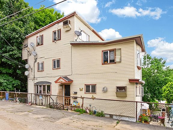 2nd image of 55 Canton St
